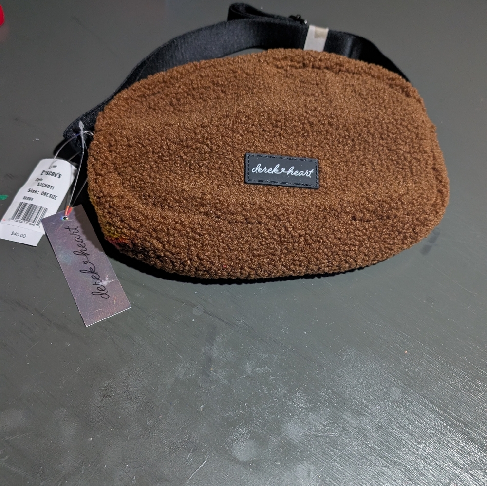 Derek Heart Brown Shoulder Bag 7.5*6*2.5 NWT